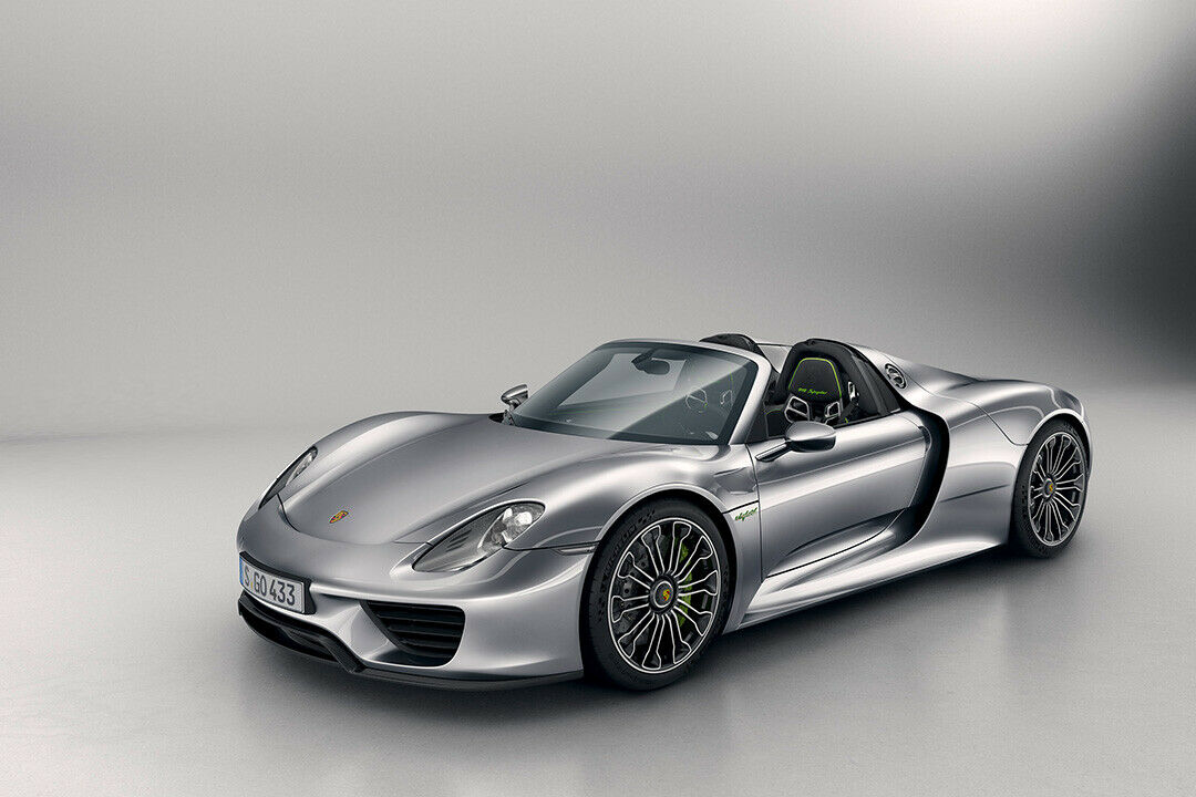 Der 918 Spyder sieht aus wie ein Porsche - erinnert aber eher an den Carrera GT als an einen Elfer