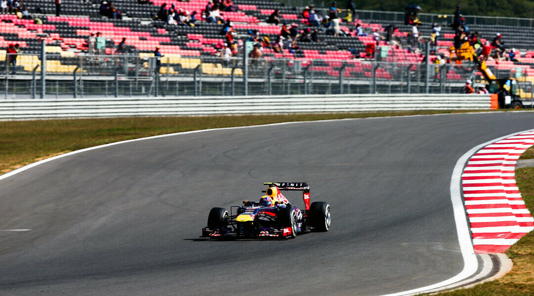 Australian Formula One driver Mark Webber of Red Bull Racing in action during the third practice session at the Korean International Circuit in Yeongam, South Korea, 05 October 2013. The South Korea Formula One Grand Prix will take place