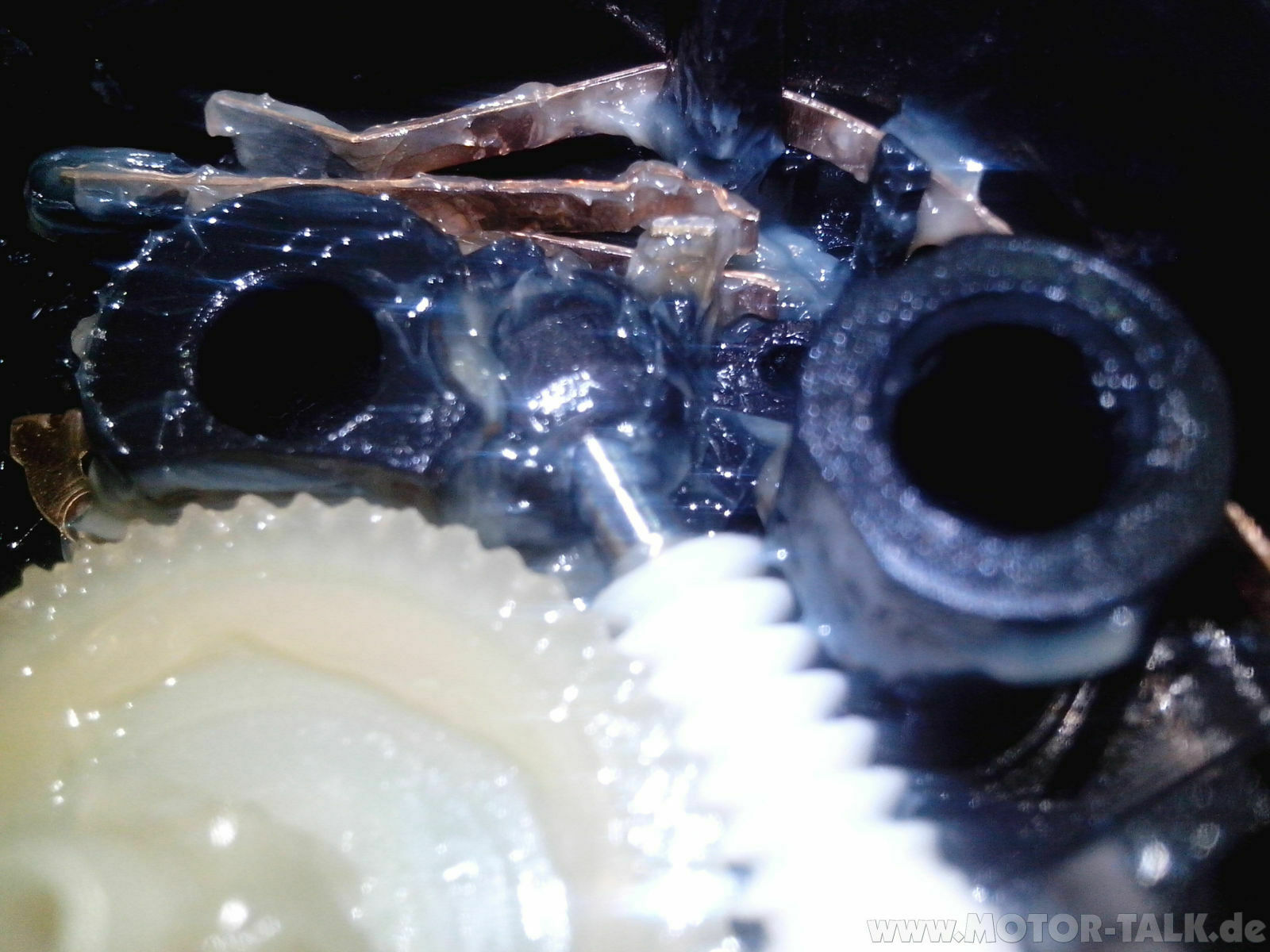 Scheinwerfer Wischer Motor wie gelbes Zahnrad richtig?