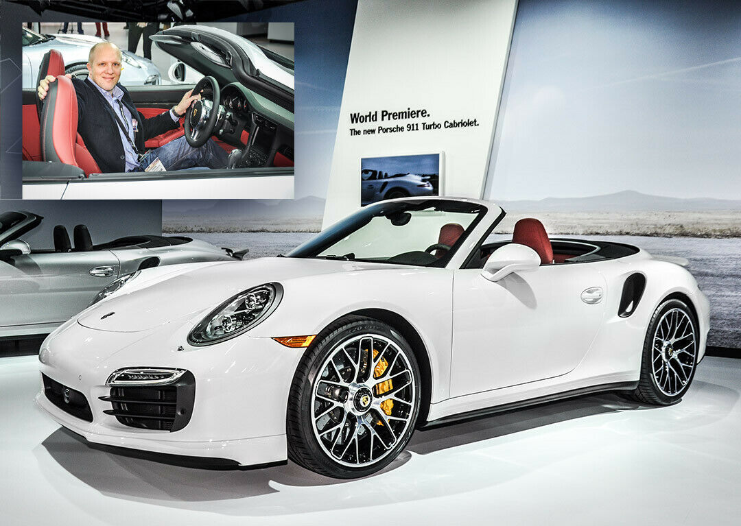 MOTOR-TALK-Reporter Fabian Hoberg im neuen Porsche 911 Turbo S Cabrio auf der Auto Show in L.A.