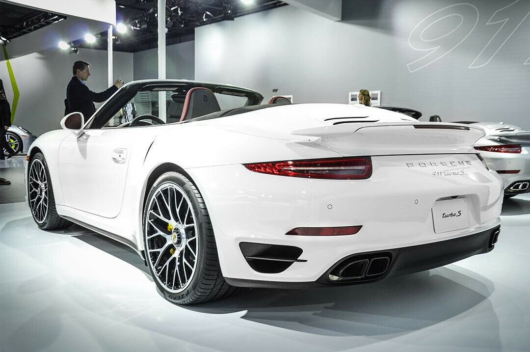 Das Turbo S Cabrio hat wundersch&ouml;ne, filigrane Felgen