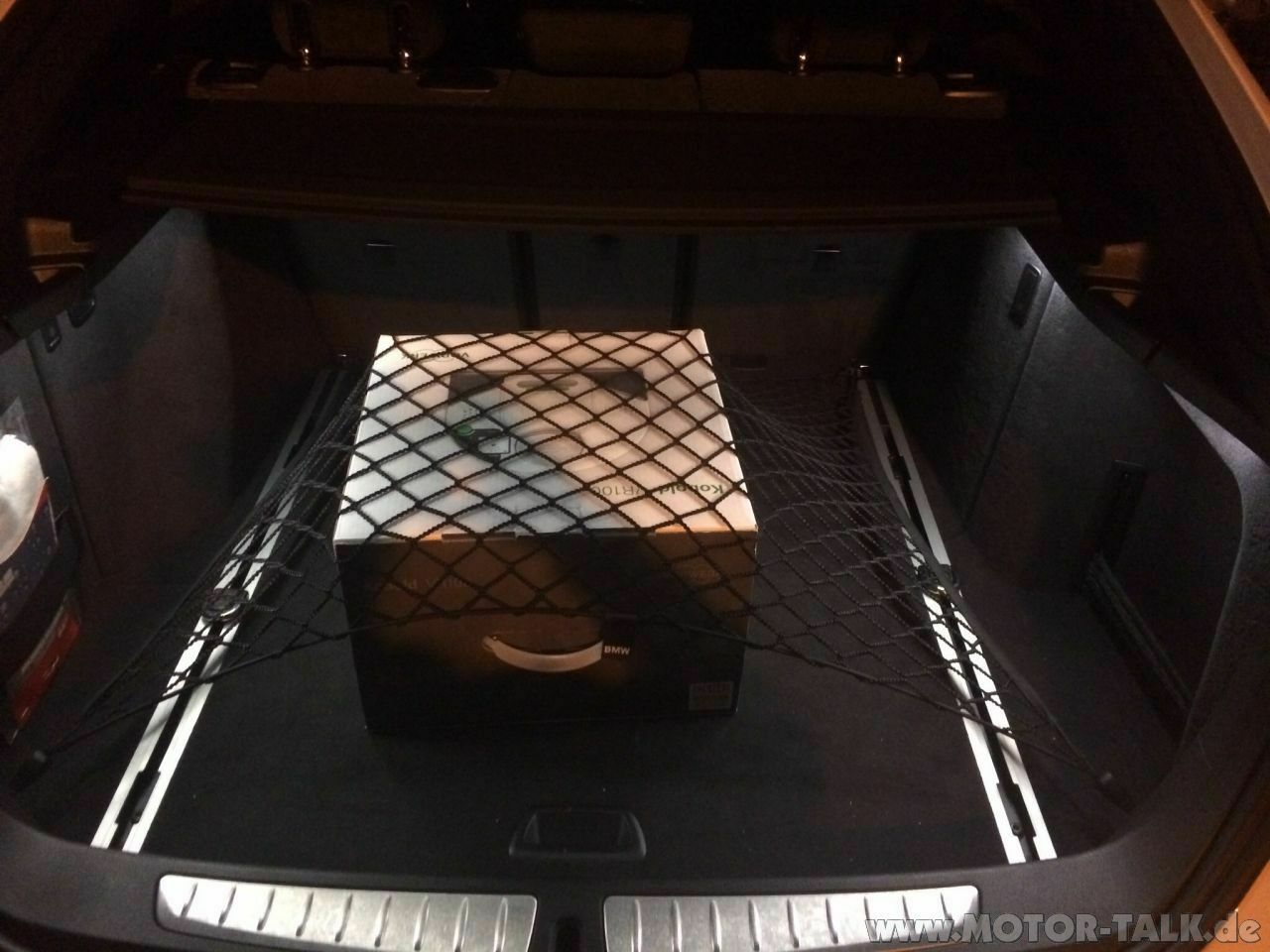 Antirutschmatten oder Ähnliches für Kofferraum