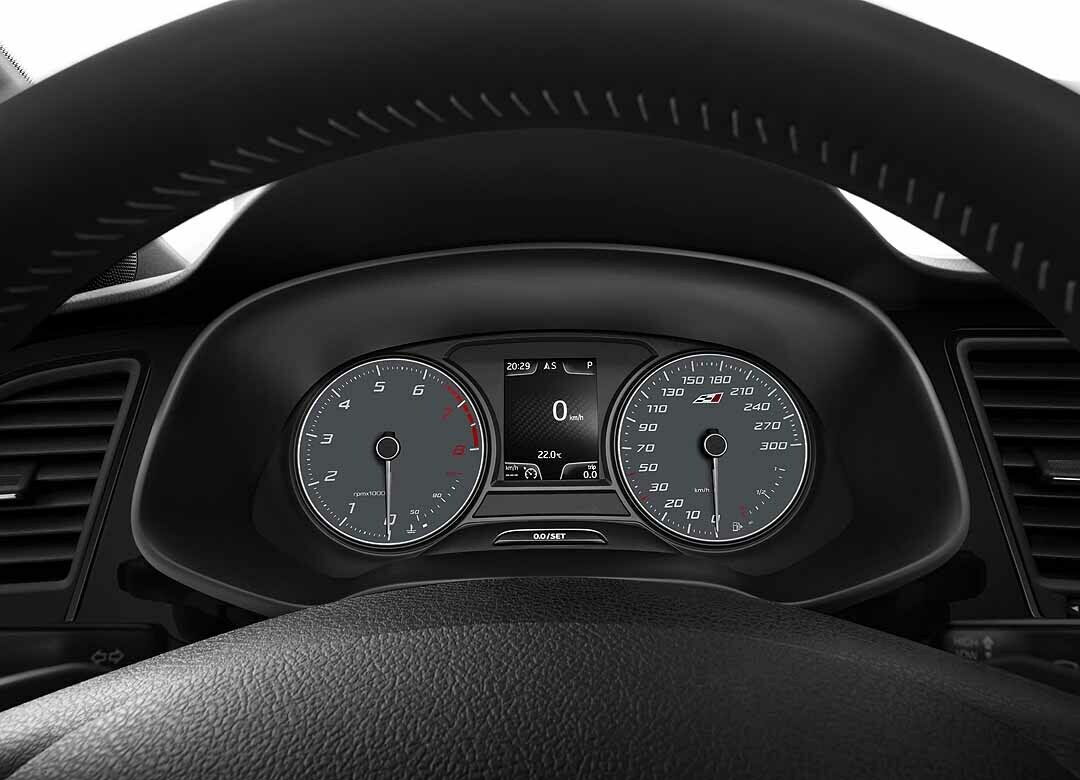 Der Leon Cupra sprintet in 5,7 bis 5,9 Sekunden auf Tempo 100