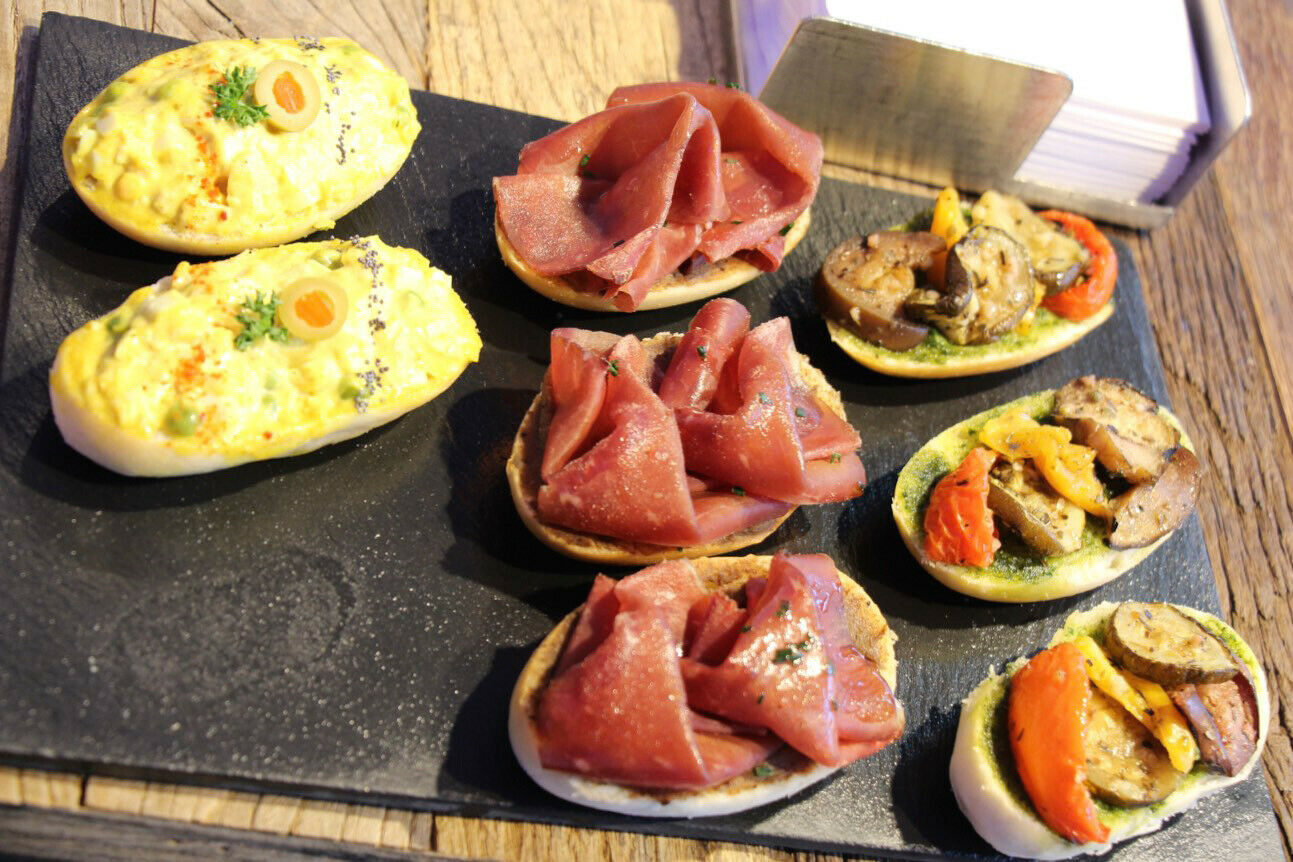 Der XC90 legt sein Tarnkleid ab...