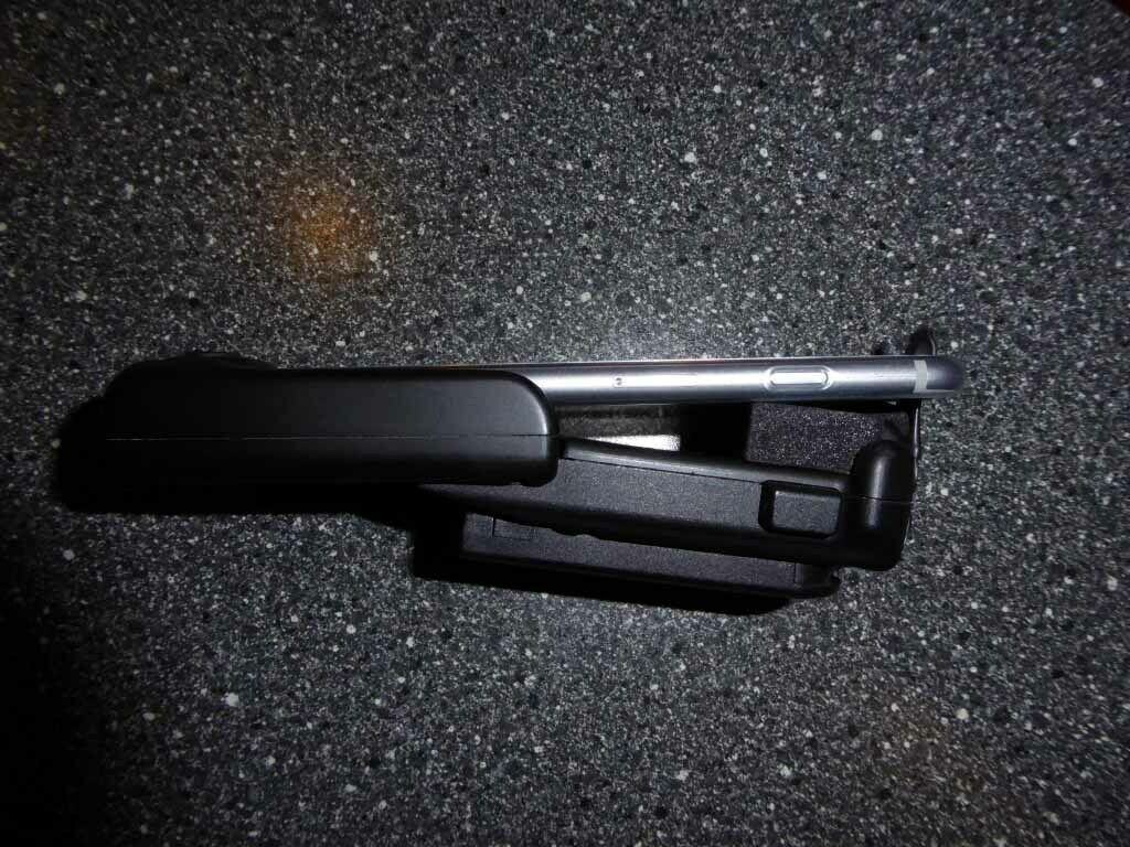 VW CC: iPhone 6 Ladeschale - Bastelvorschlag