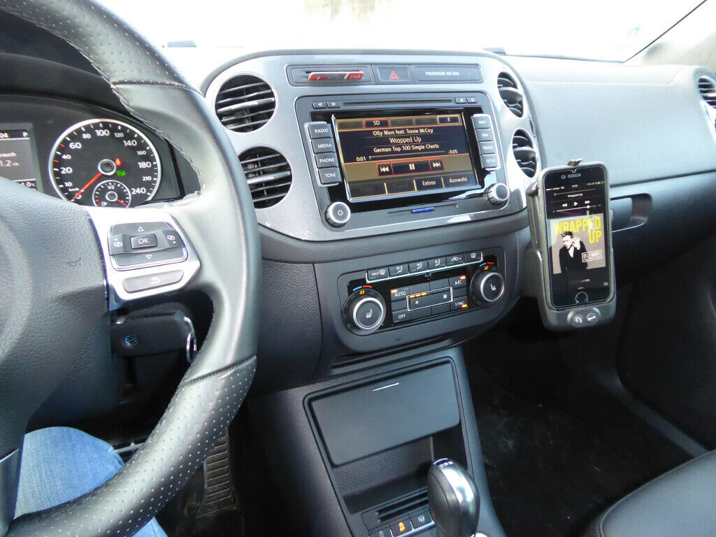 VW CC: iPhone 6 Ladeschale - Bastelvorschlag