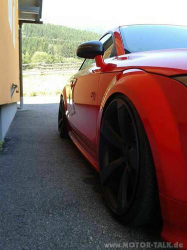 P-3681633-91381156206