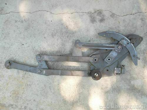 Kaefer-fensterheber-hinten