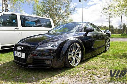 943071-415206315251195-1459022104-n