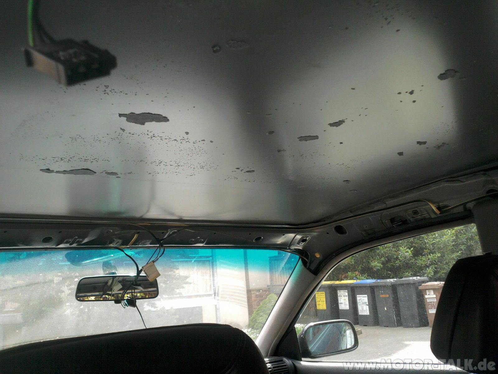 Audi 100 C4 - Formhimmel einkleben - Audi-Kleber oder simpler Karosseriekleber?