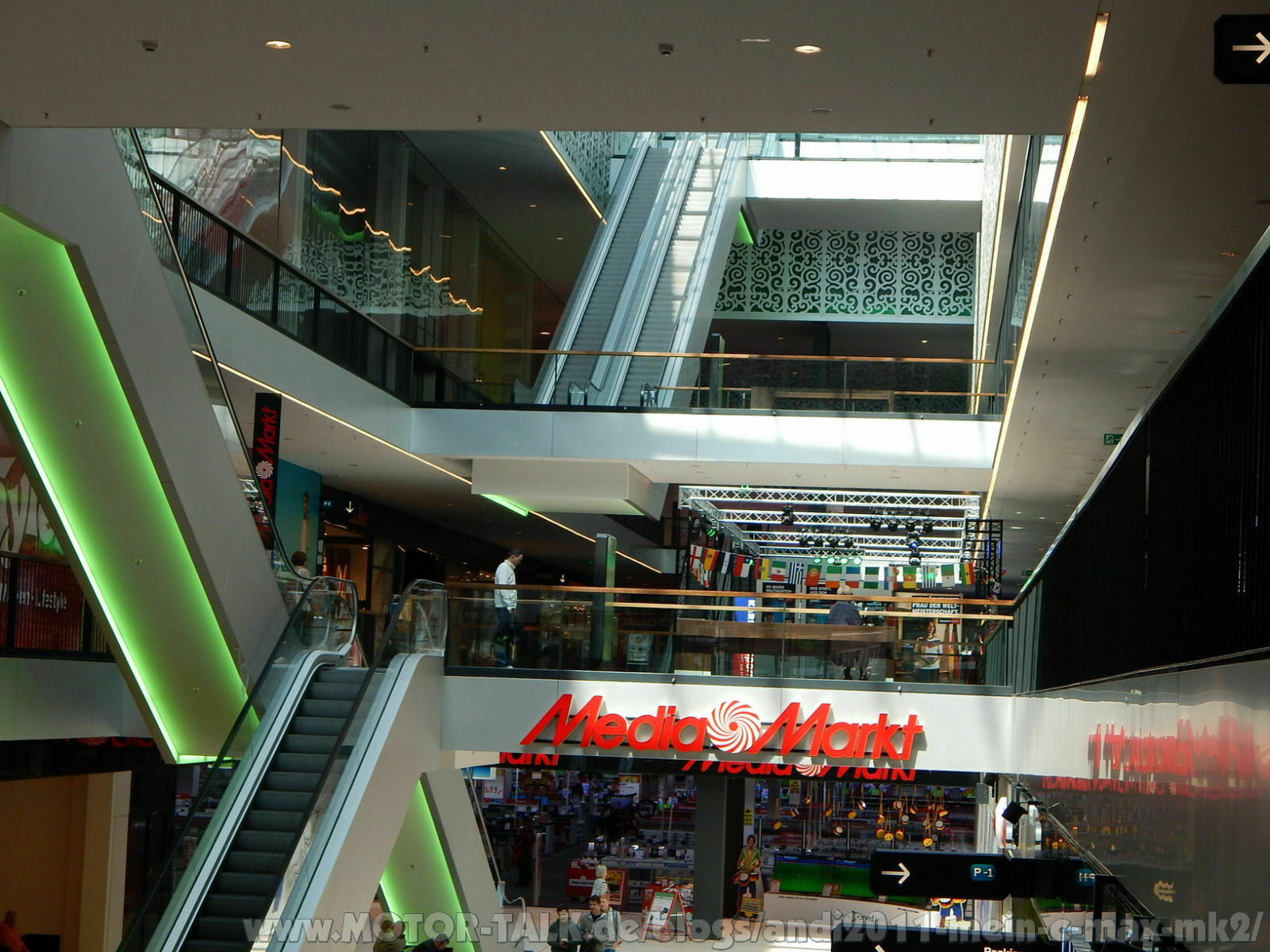 Einkaufspassagen satt