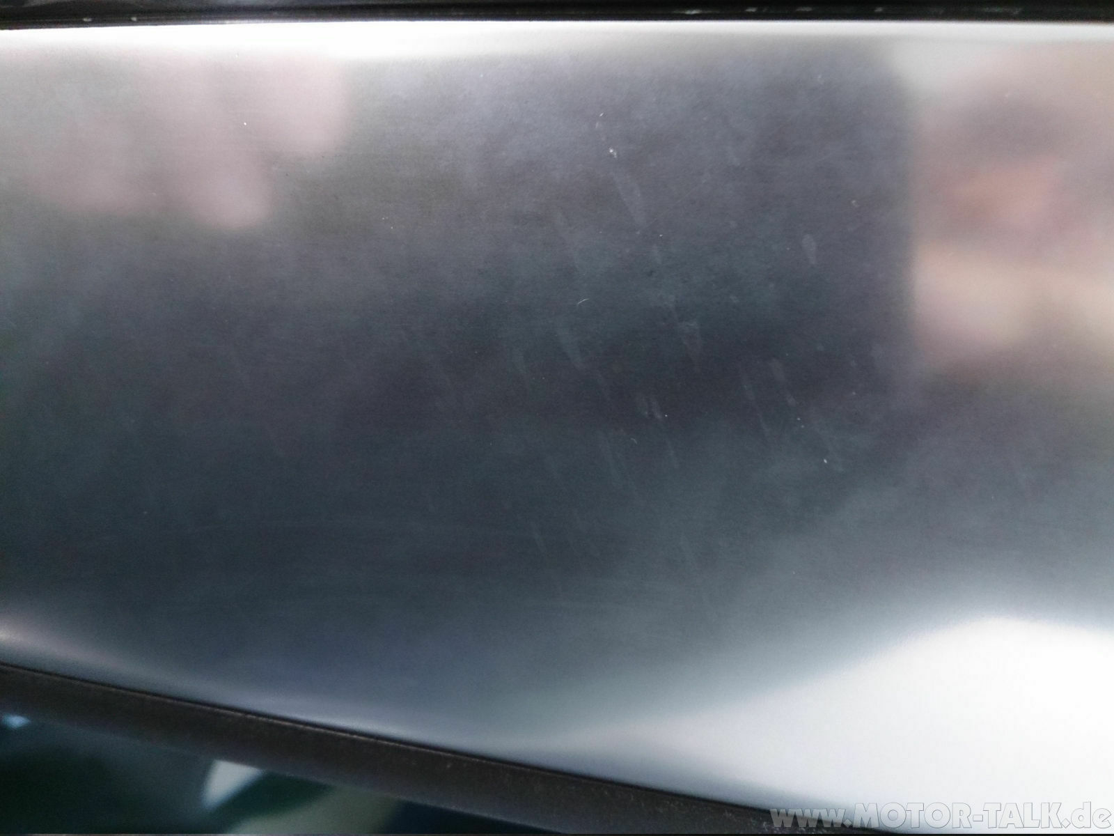 Alu-Rahmen Frontscheibe Audi A4 Cabrio hat Flecken