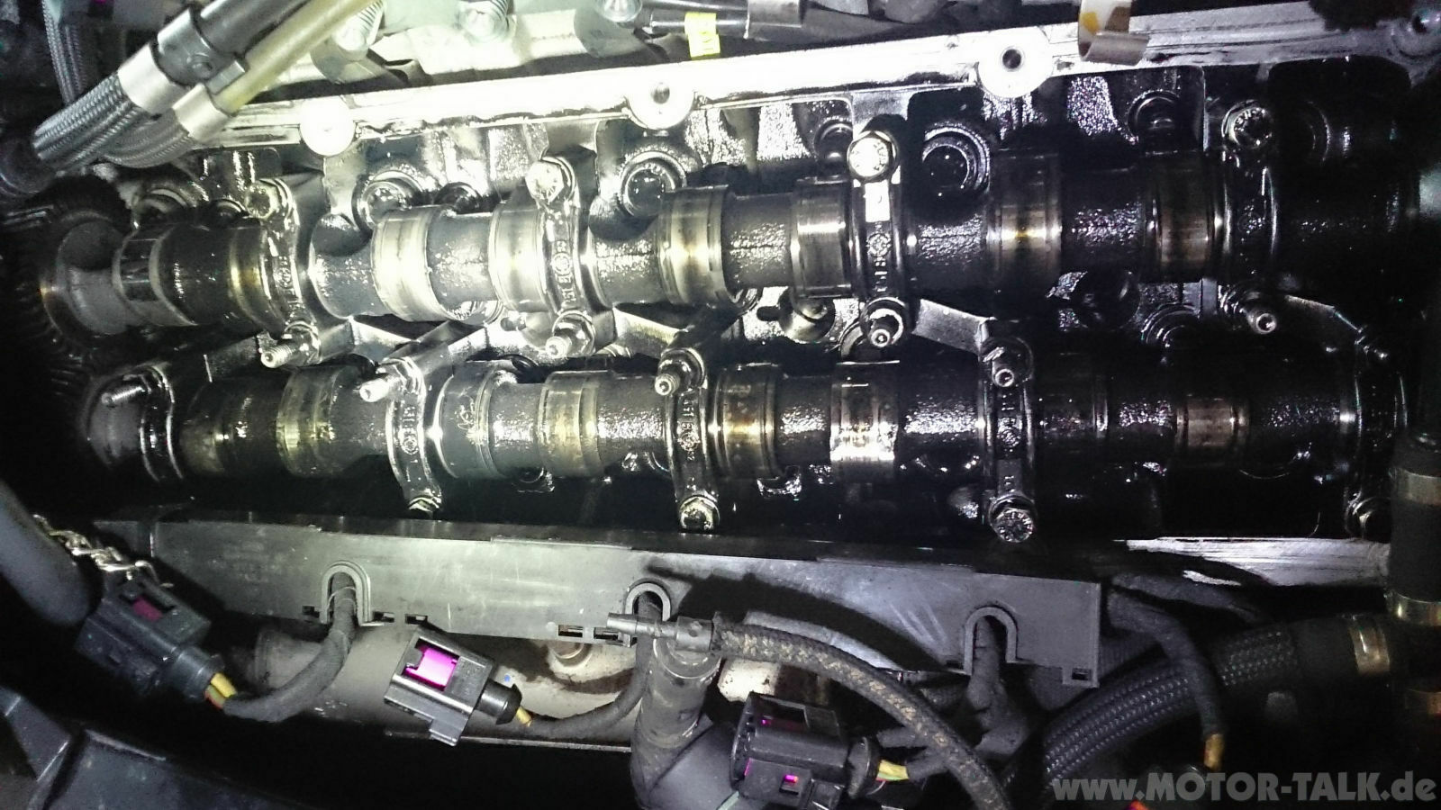 Audi A8 3,3TDI schlägt in Luftfilterkasten