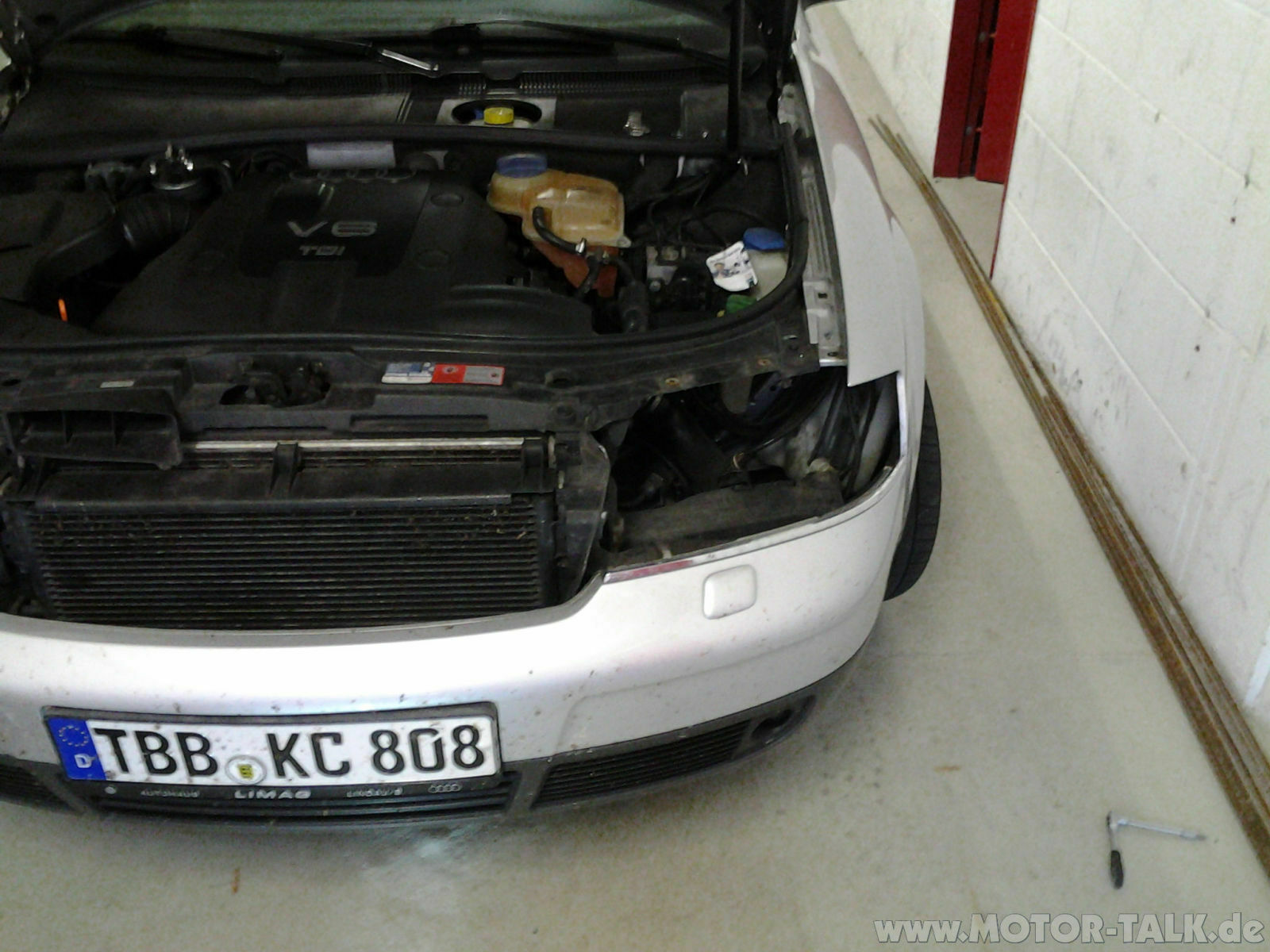 Avant BJ 99 Modell 02 neue Hauptscheinwerfer - welche Ausführungsdetails?