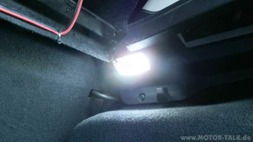 Ford-focus-iii-2014-03-10-led-gepaeckraumbeleuchtung-m-18-smd-led-innenraumbel-bmw-bild-1