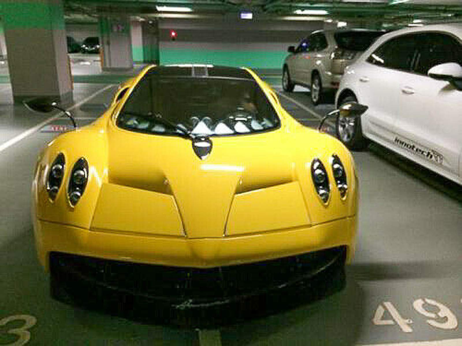 Der steht noch ein paar Jahre: Pagani Huayra eines 15-jährigen