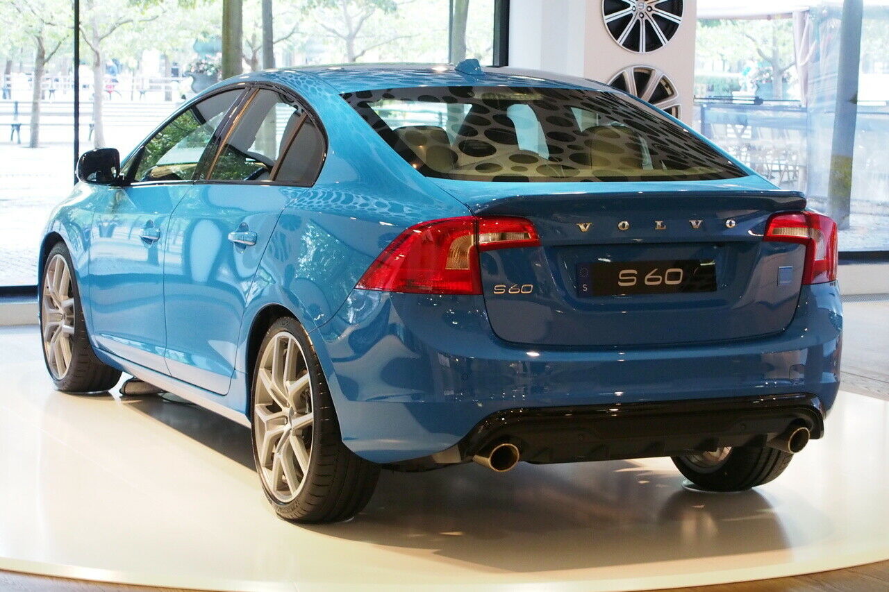 Der XC90 legt sein Tarnkleid ab...