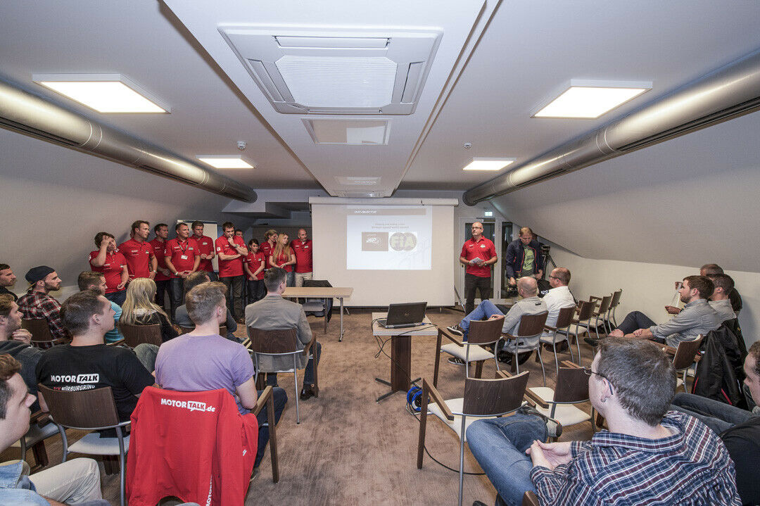Vor dem Rennen: Das Fahrerbriefing