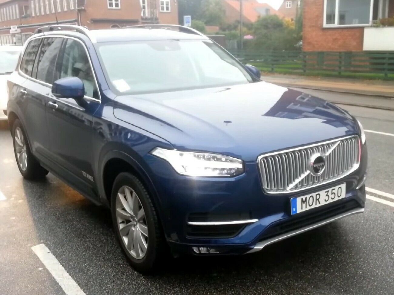 Der XC90 legt sein Tarnkleid ab...