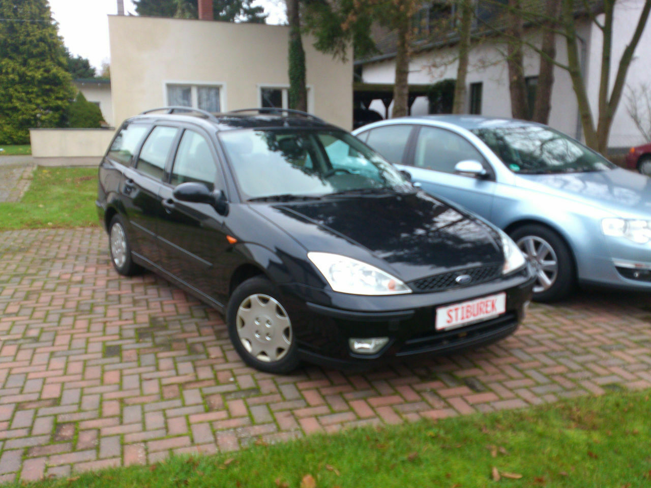 Der Schrottplatz - Spiegelsymmetrisch des Showrooms