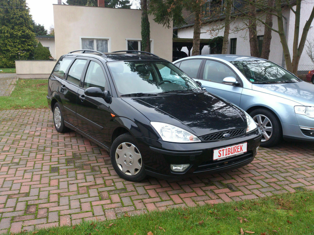 Der Schrottplatz - Spiegelsymmetrisch des Showrooms