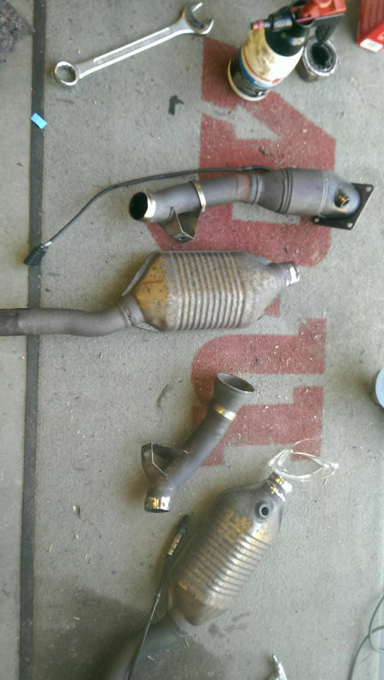 Downpipes mit K03er-Flansch für 2.7T