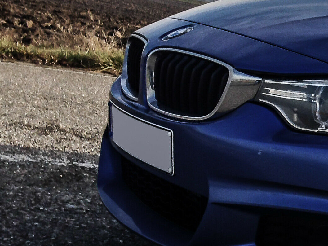 Nummernschild befestigen beim F32