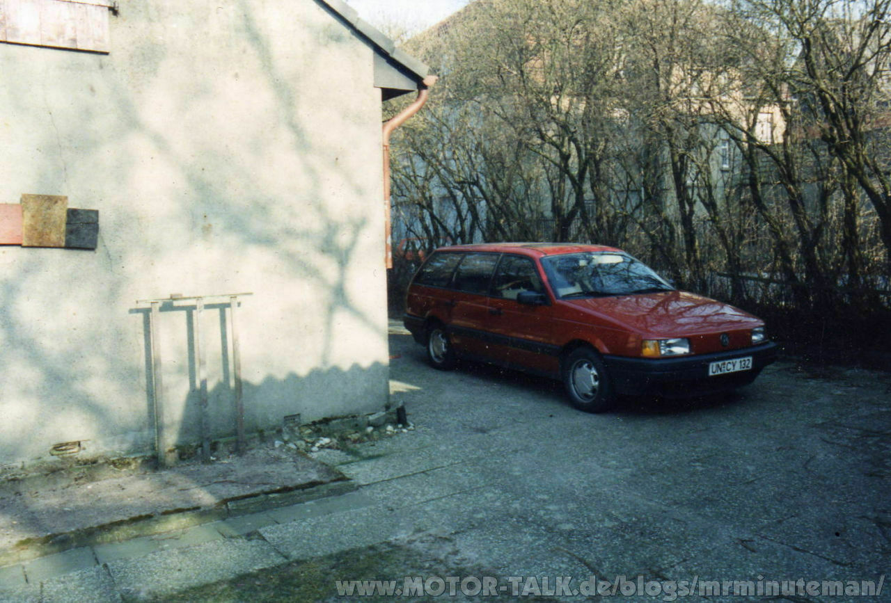 Der Schrottplatz - Spiegelsymmetrisch des Showrooms