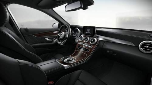 Amg-interieur-linde-braun-glaenz-1