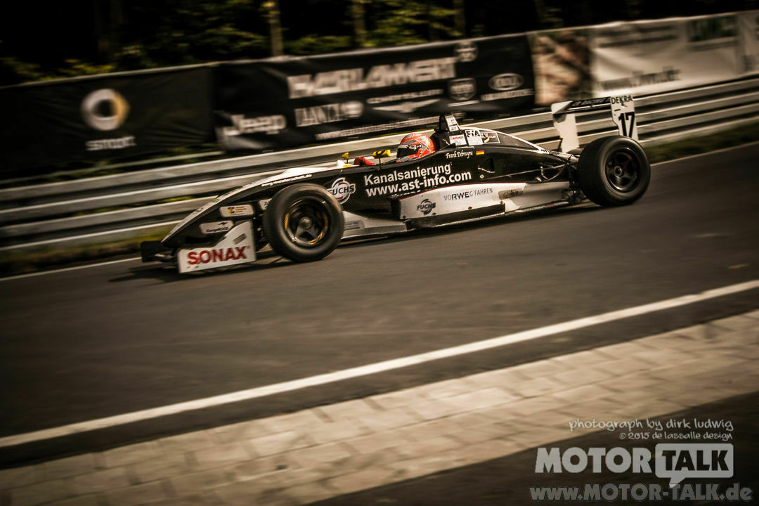 bergrennendsc-1646-3830