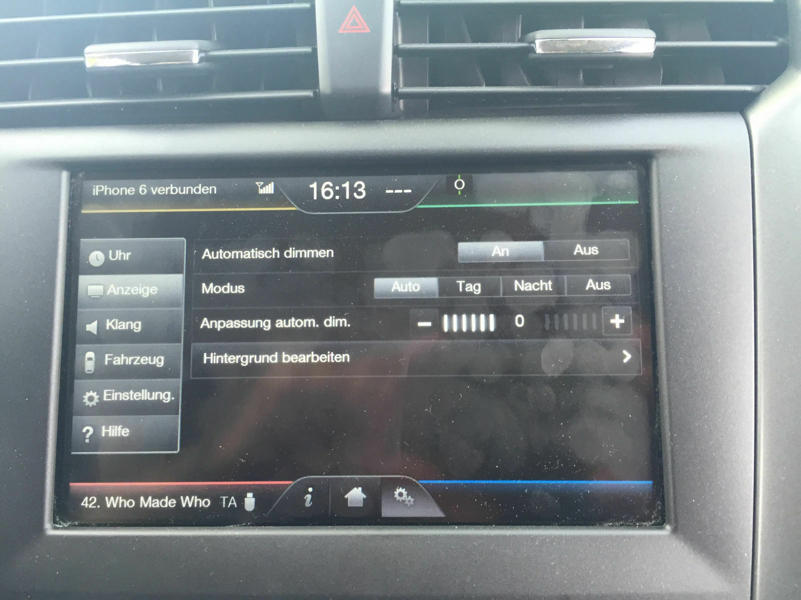 Sync2 automatisch dimmen bei Nacht