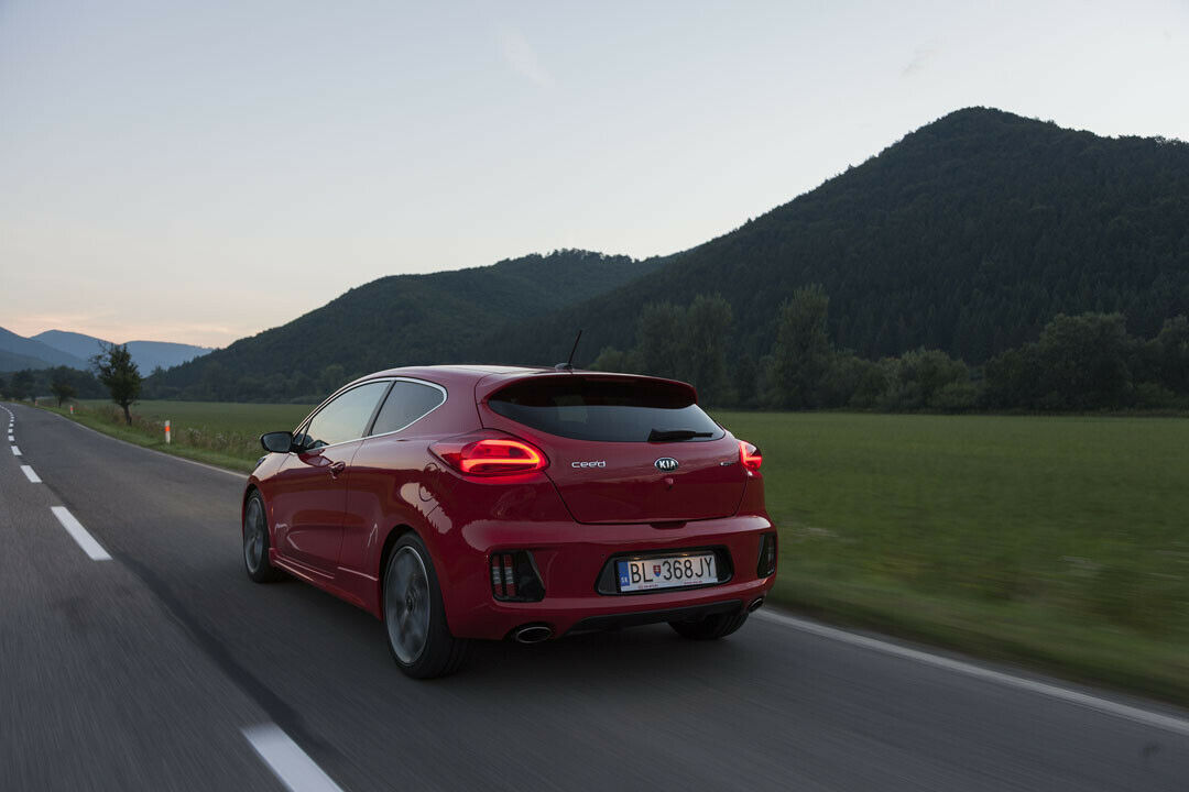 Mit drei Zylindern sprintet der Ceed in 11,1 Sekunden auf Tempo 100