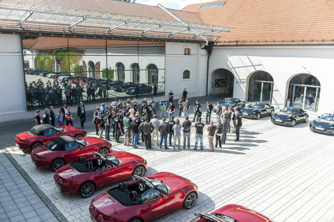 MOTOR-TALKer: Immer gut zu erkennen an den Event-Shirts