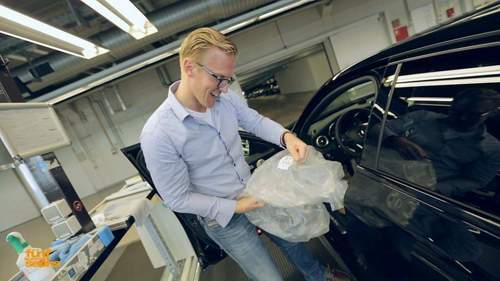 Unboxing_blackbird_2