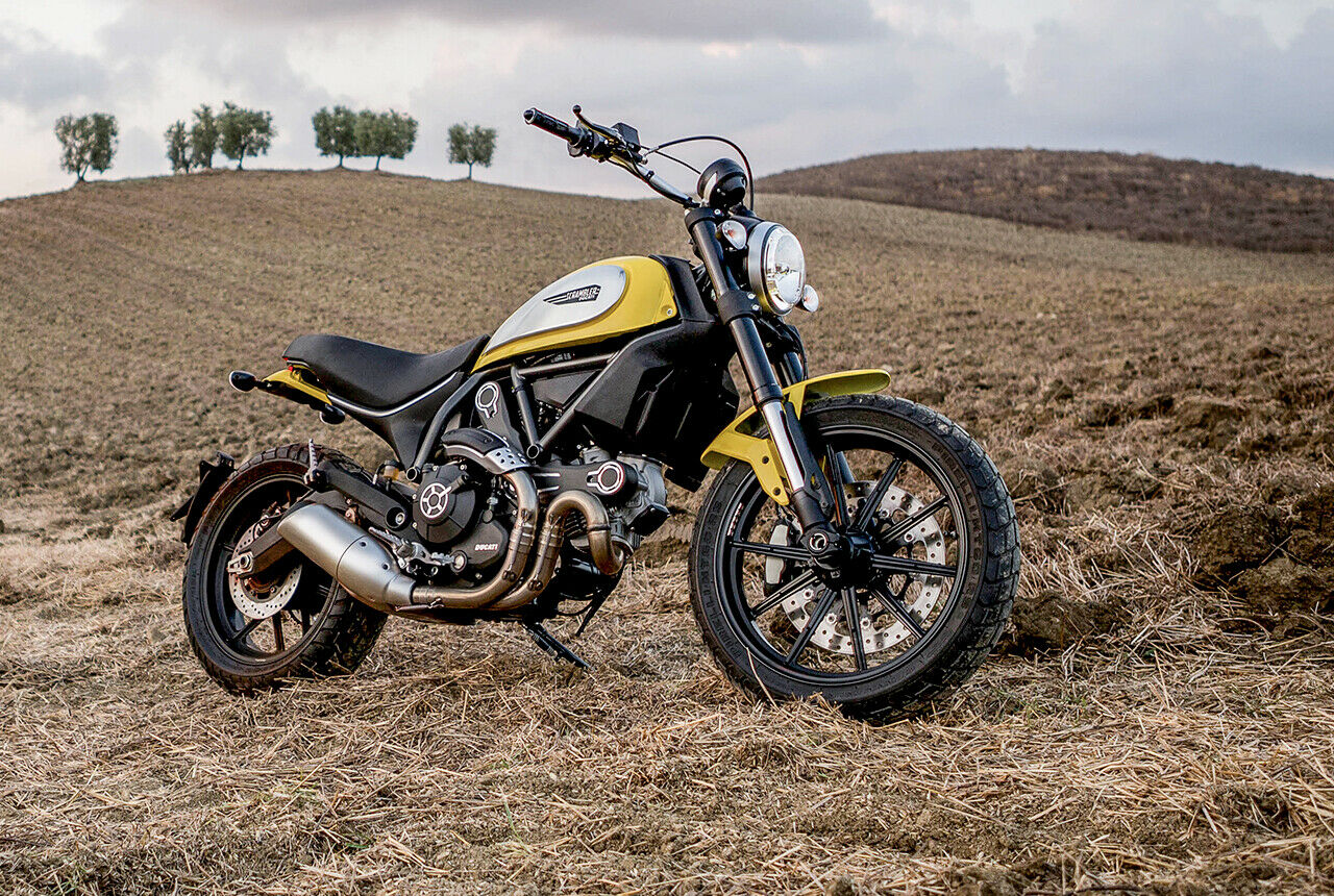 Eine Ikone der 60er- und 70er-Jahre feiert Wiederauferstehung: Mit der neuen Ducati Scrambler Icon