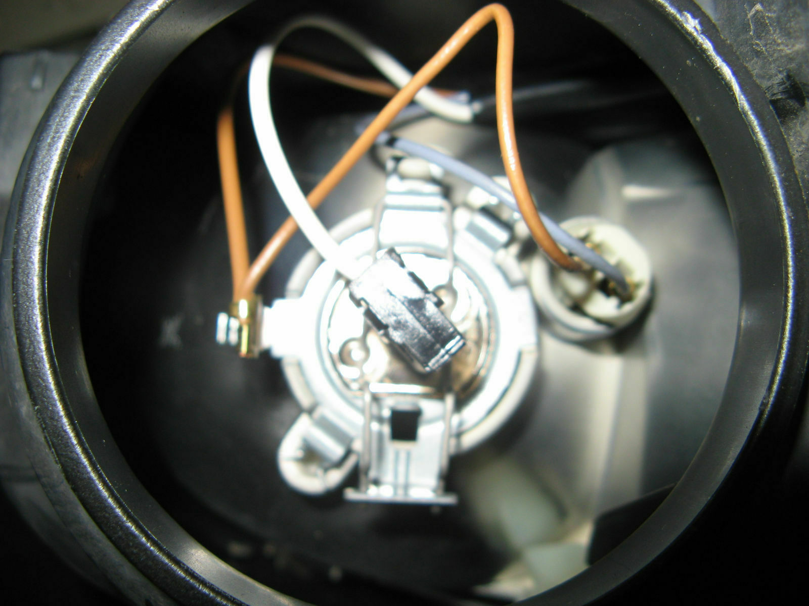 Omega B - FL - Standlichtlampe wechseln