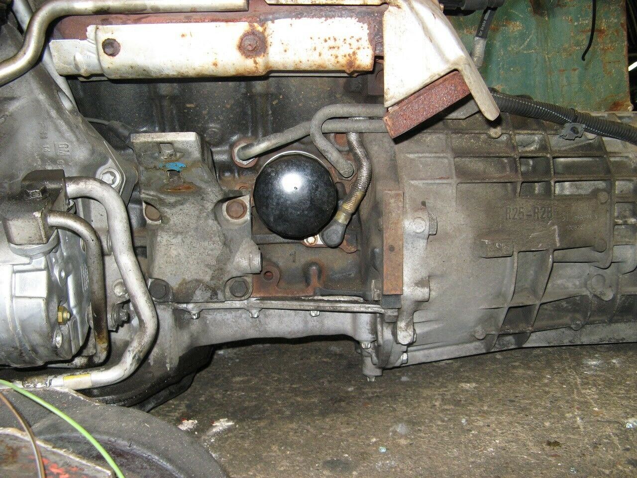 Omega B - X30XE - Schmodder am Öldeckel und Qualm im Motorraum - Ursachen?