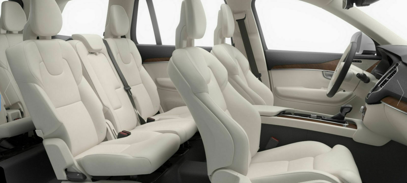 Der XC90 legt sein Tarnkleid ab...