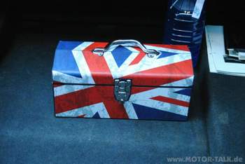 Stilecht für die englischen Fahrzeuge