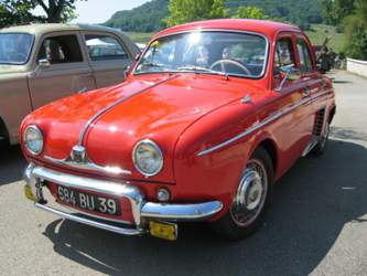 Renault-dauphine-1