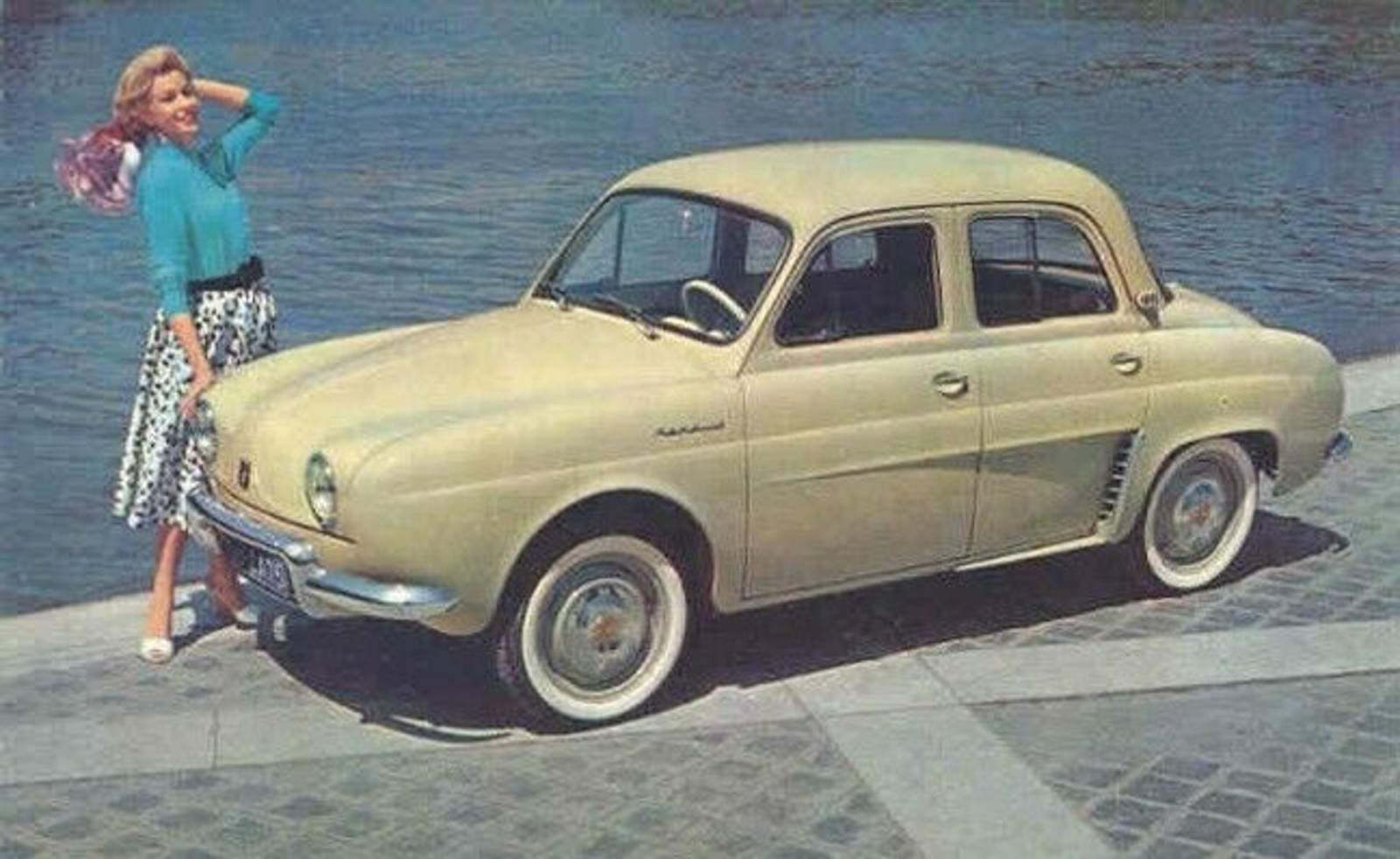 renault-dauphine-11