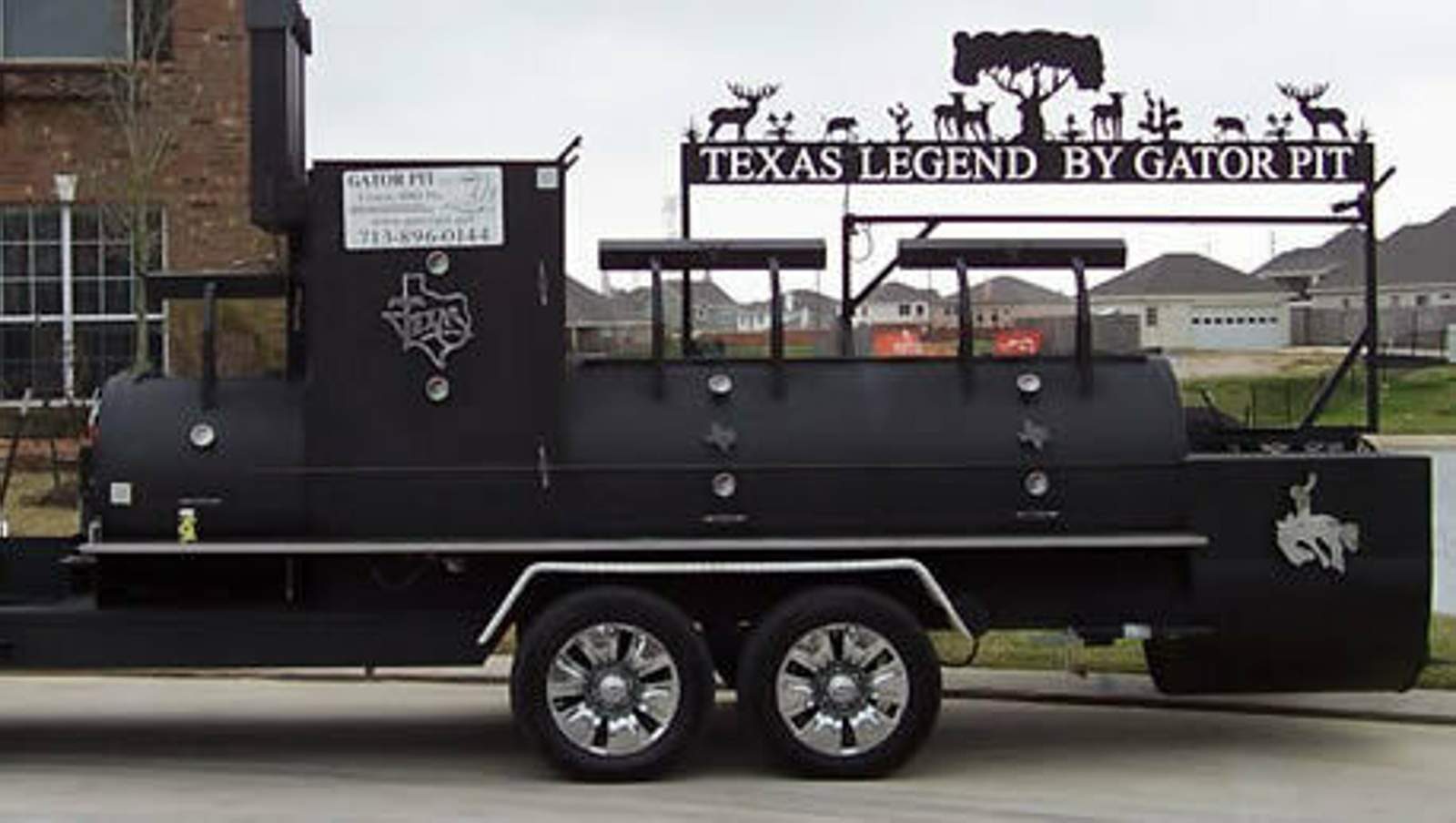 texas-legend-gator-pit-bbq
