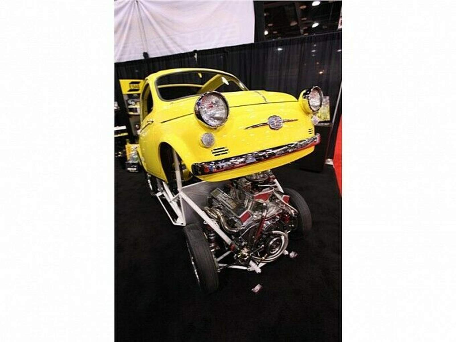 fiat-500-v8-powered-dragster-video-medium-3