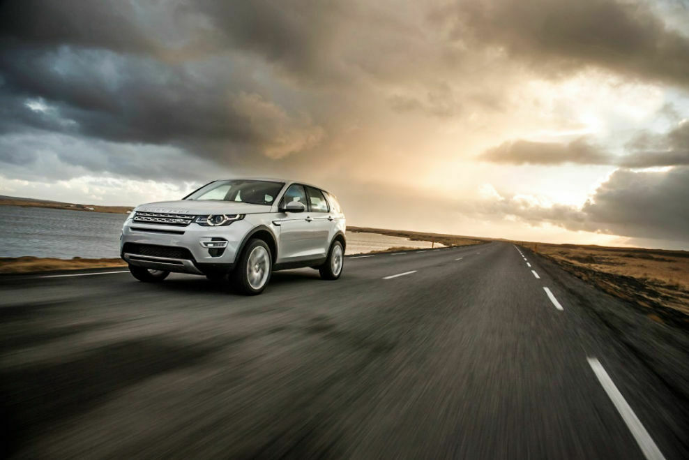 Der Land Rover Discovery Sport kann ab Mai mit neuen Dieselmotoren bestellt werden