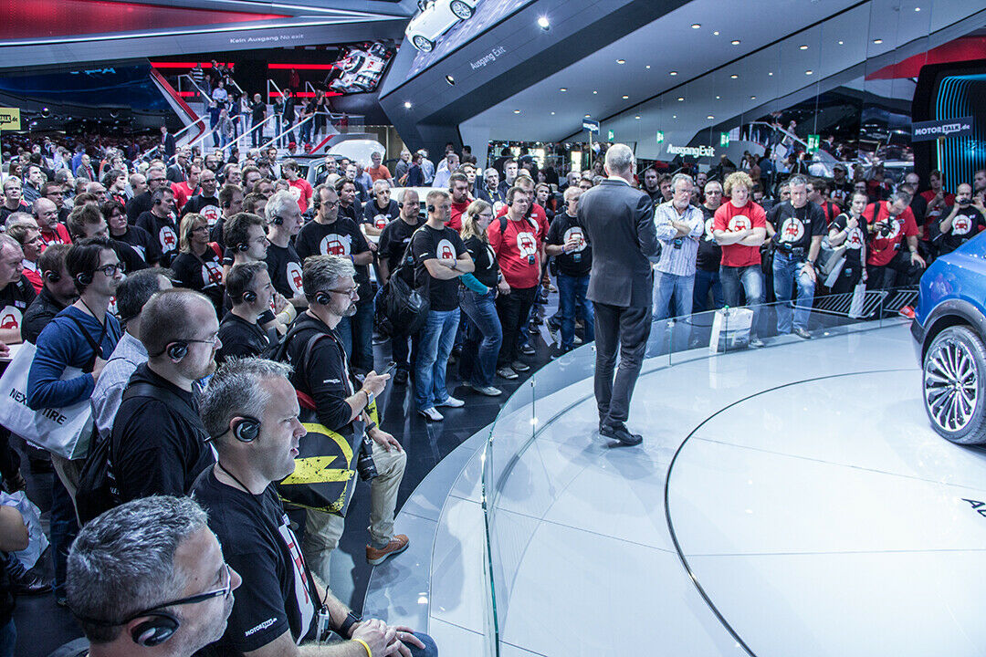 Pr&auml;sentation des Audi E-Tron Quattro Concept