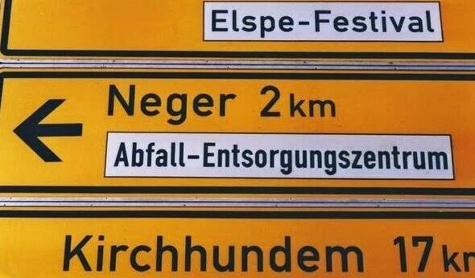 neger-ortsschild-ppq