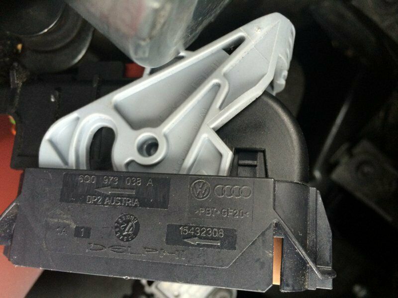 Berganfahrassistent / HillHolder nachrüsten im A4 A5 8k/8T