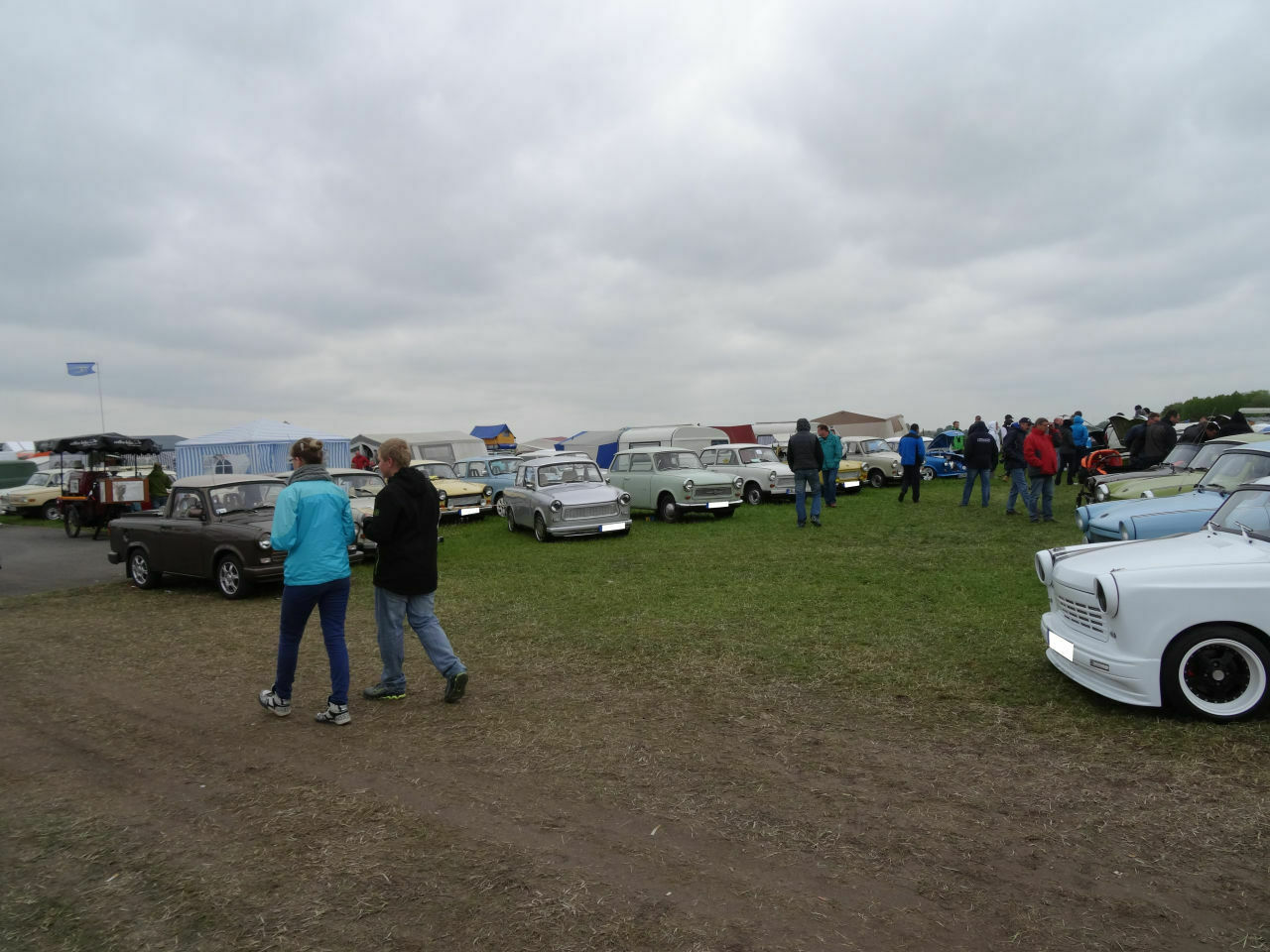 Reality Check Club - Die Off Topic Tropic Bar