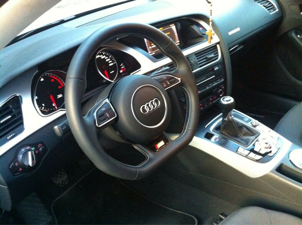 Audi A5 VFL Lenkrad gegen FL Lenkrad tauschen - Bitte Hilfe