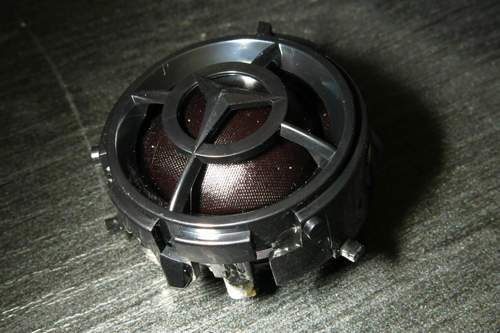 Hochtoener-burmester-system-w205